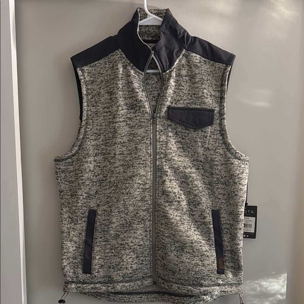 Men's Heather Gray and Black Vest - NWT Dakota Grizzly